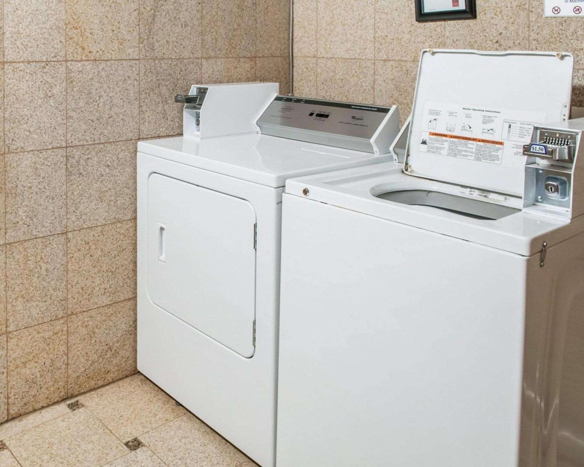 Comfort Suites Розуел Екстериор снимка