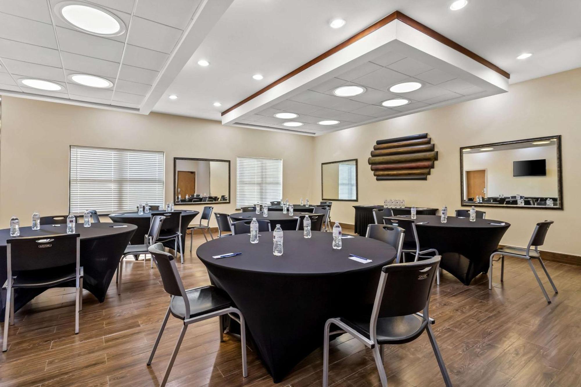 Comfort Suites Розуел Екстериор снимка