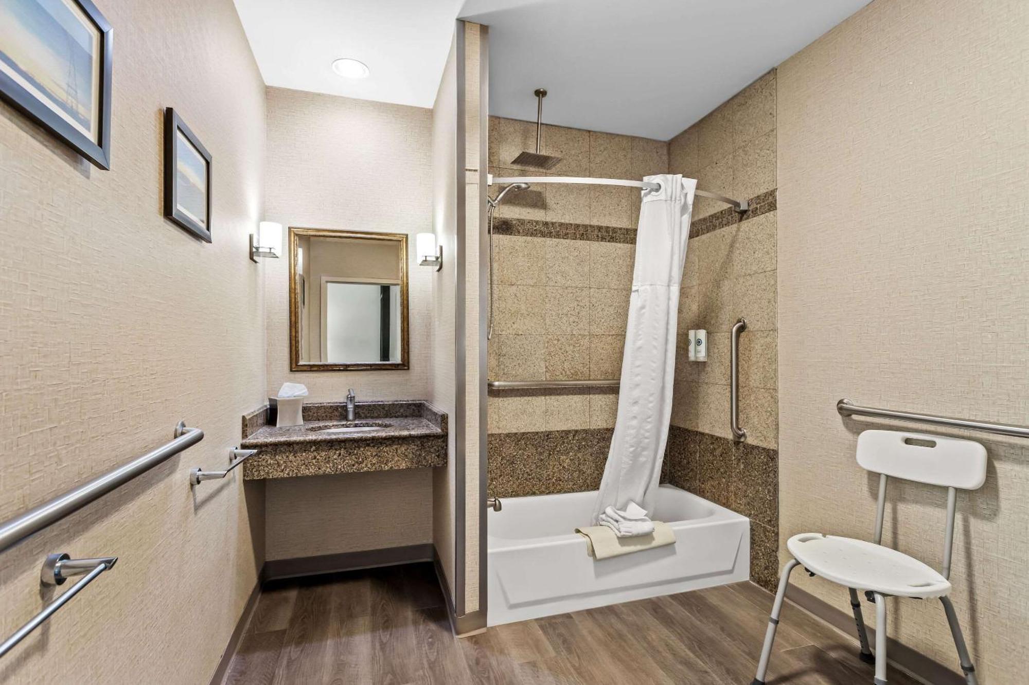 Comfort Suites Розуел Екстериор снимка