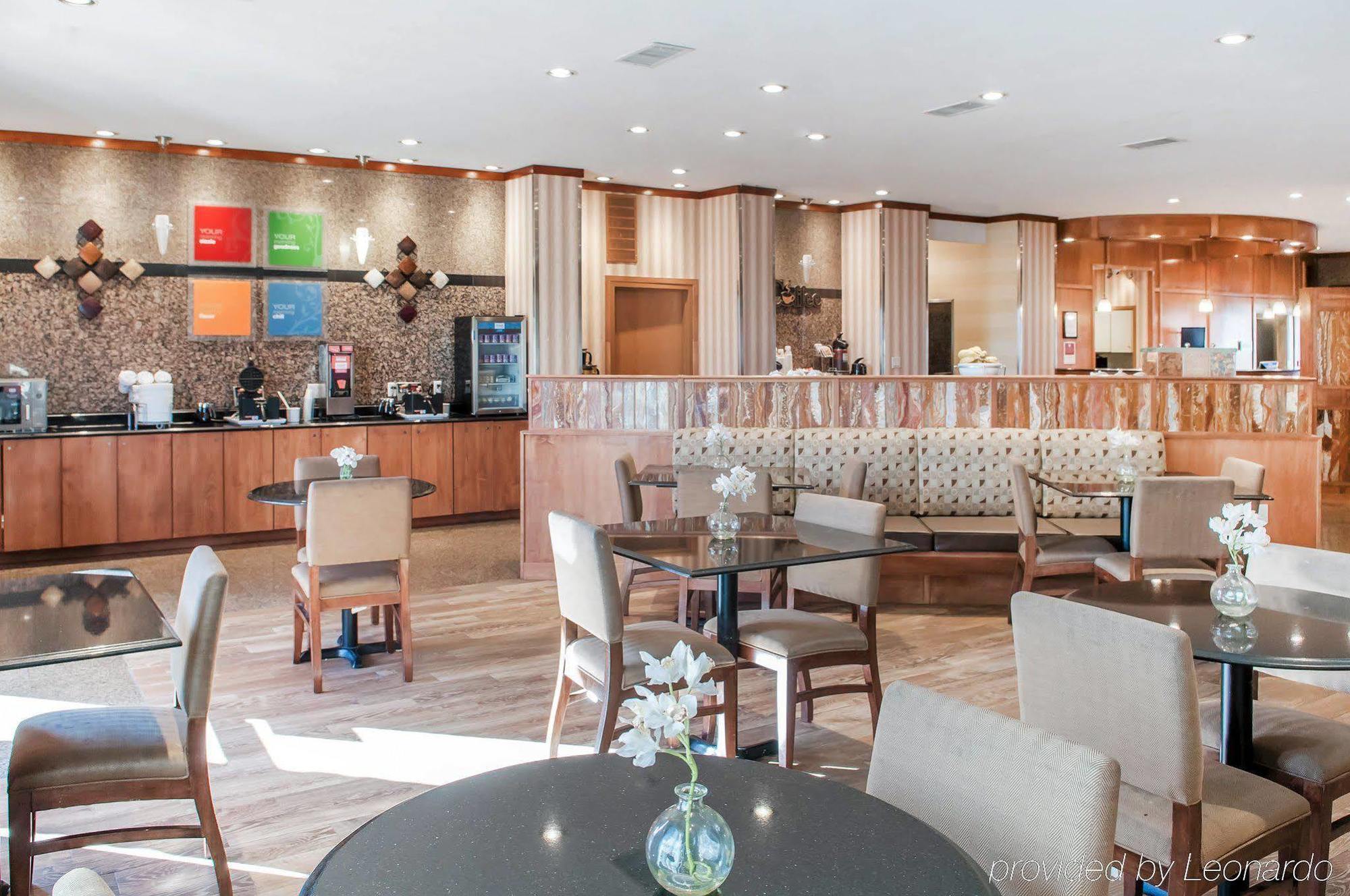 Comfort Suites Розуел Екстериор снимка