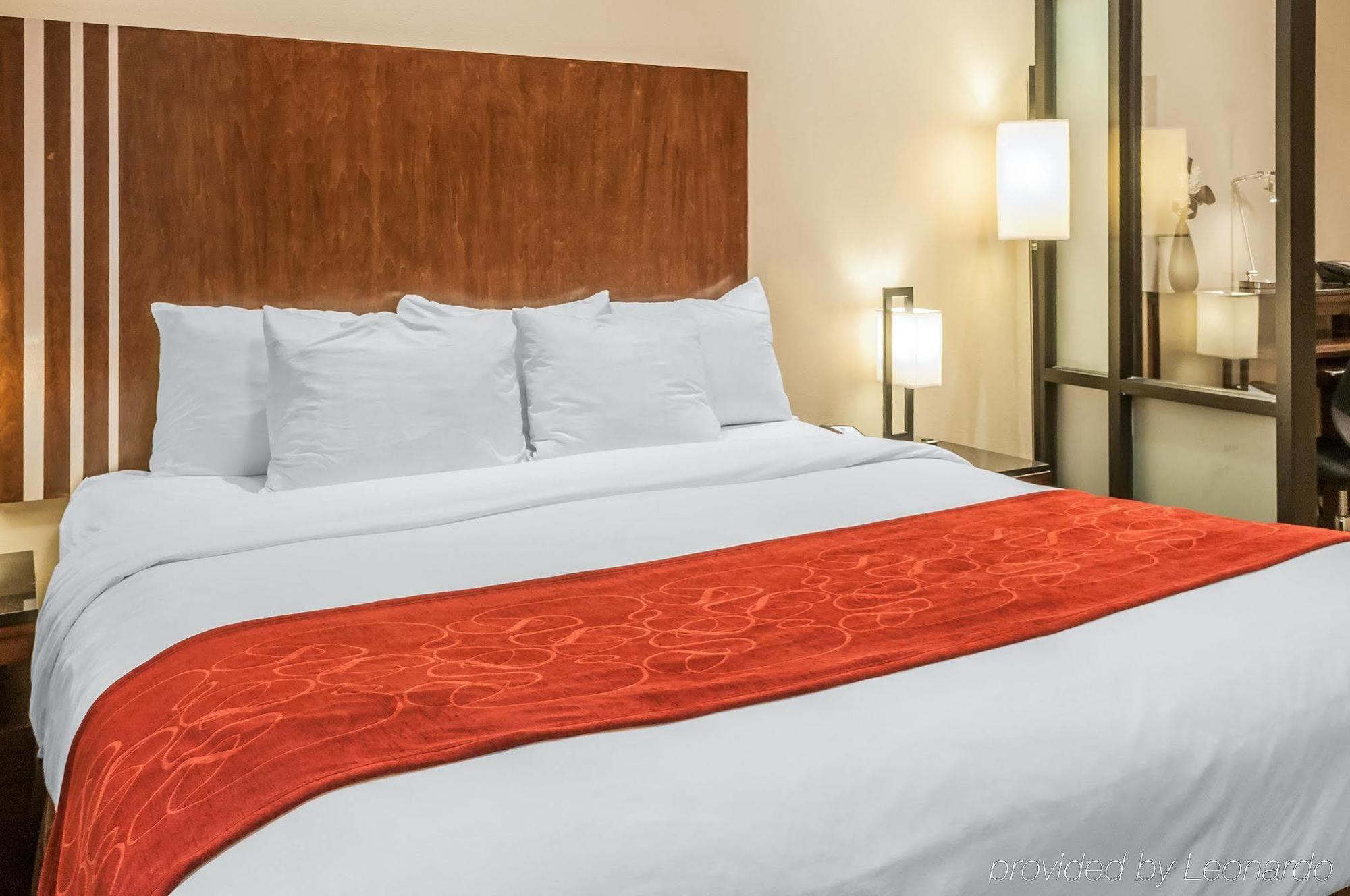 Comfort Suites Розуел Екстериор снимка